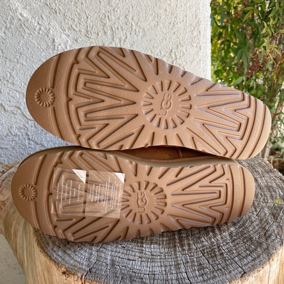 UGG® Bailey Side Zip Mini Boots - Picture 4 of 5